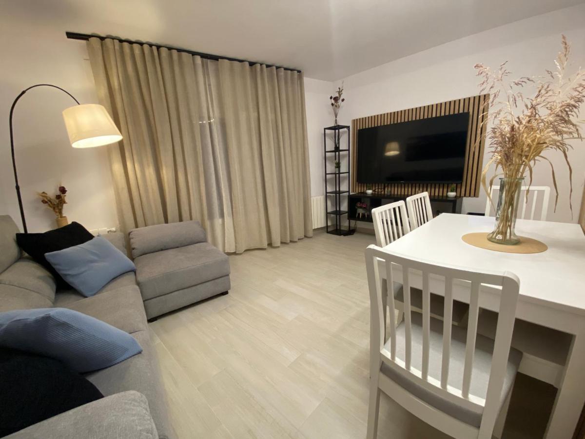 Apartaments L'Arc بالافروجيل المظهر الخارجي الصورة
